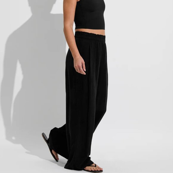 NWT SET DAY TRIP PANT & TOP LEFT ON FRIDAY - Picture 6 of 6